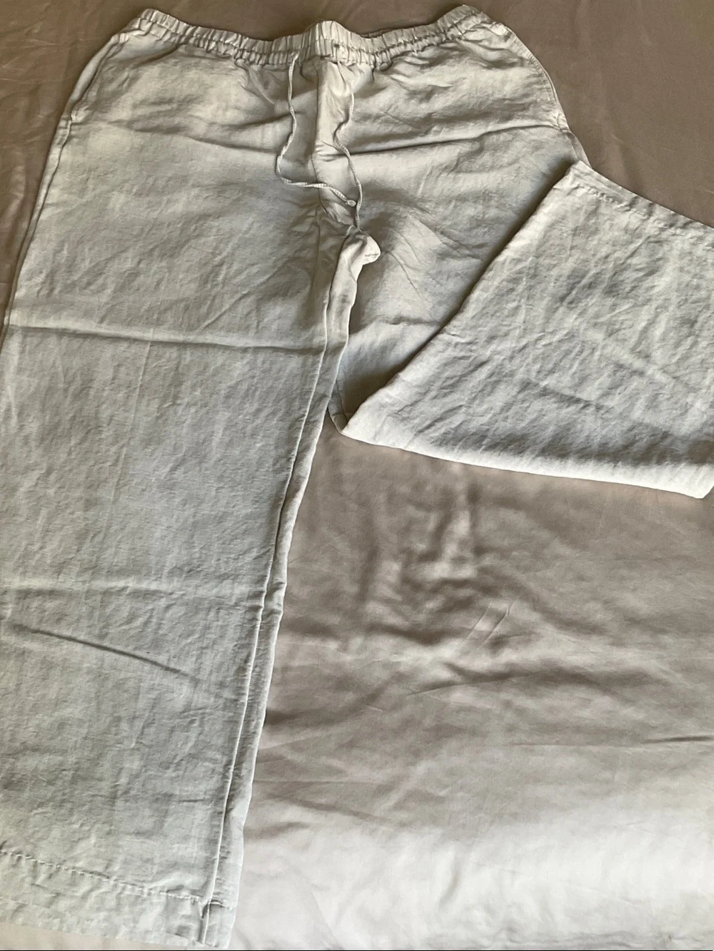 H&M Women’s Cream Drawstring Chinos